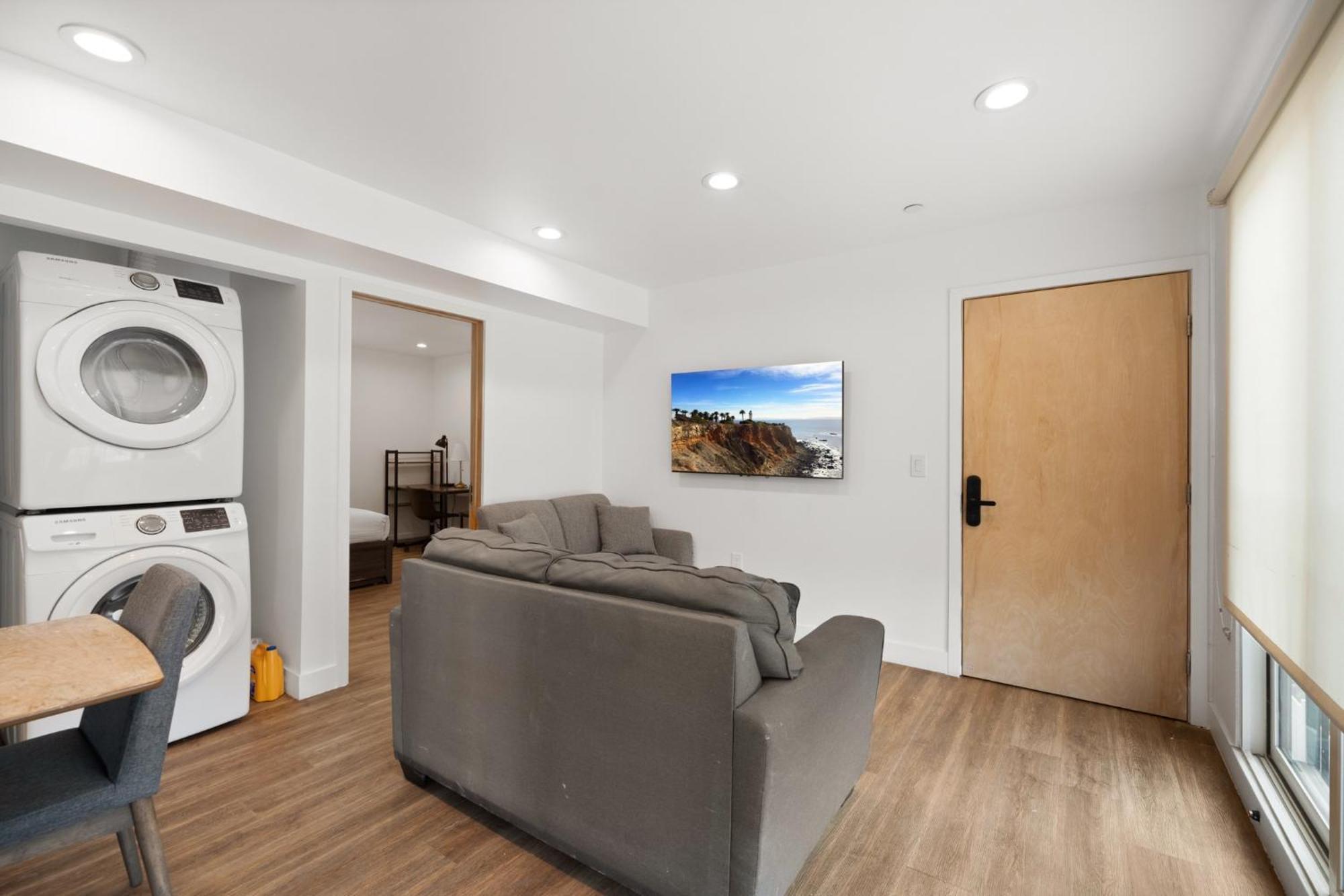 Charming Urban Retreat Near Usc In La- Private Room With Share Living Room With Kitchen Los Angeles Exteriör bild